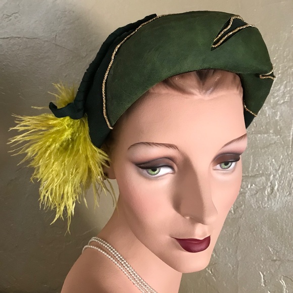 Accessories - FASCINATING 1940s' GREEN FELT & SUEDE TOQUE WITH GOLD BRAIDING & YELLOW FEATHER